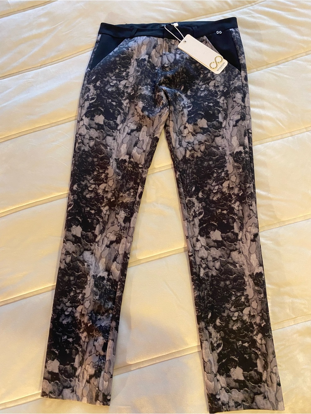 WAGGON PARIS Slim Marble-Print Pants in Black & Gray — Women's S/36